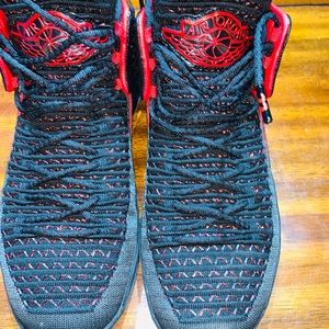 Air Jordan XXXII size 8